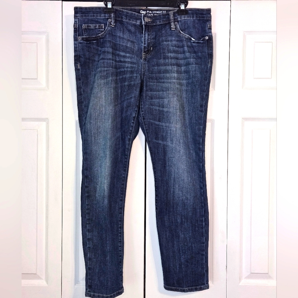 GAP Straight Leg Jean